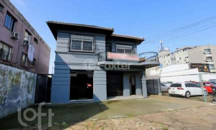 Casa com 5 quartos à venda na Avenida Professor Oscar Pereira, 1376, Azenha, Porto Alegre, 240 m2 por R$ 1.100.000