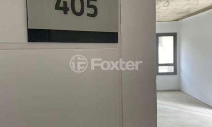 Sala comercial com 1 sala à venda na Avenida Mariland, 403, Auxiliadora, Porto Alegre, 95 m2 por R$ 827.605