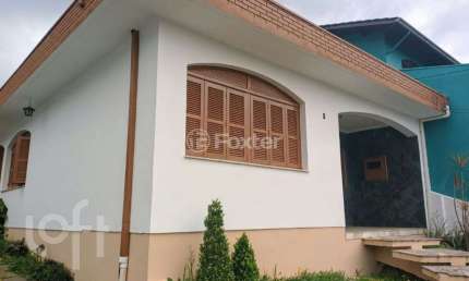 Casa com 3 quartos à venda na Rua Marcelo Felippi, 243, Salgado Filho, Caxias do Sul, 170 m2 por R$ 880.000