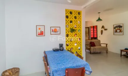 Casa com 3 quartos à venda na Rua Ventos do Sul, 200, Vila Nova, Porto Alegre, 180 m2 por R$ 522.500