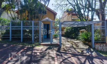Casa com 4 quartos à venda na rua silveiro, 1051, menino deus, porto alegre, 720 m2 por r$ 1.425.000