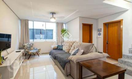 Casa com 3 quartos à venda na Rua Tunísia, 25, Vila Ipiranga, Porto Alegre, 159 m2 por R$ 749.000
