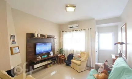 Casa com 2 quartos à venda na Rua Manoel Nunes da Silva, 67, Guarujá, Porto Alegre, 120 m2 por R$ 450.000