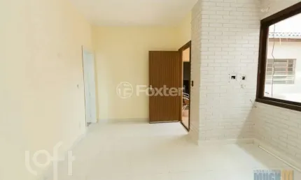 Apartamento com 2 quartos à venda na Avenida Getúlio Vargas, 2447, Niterói, Canoas, 55 m2 por R$ 175.855
