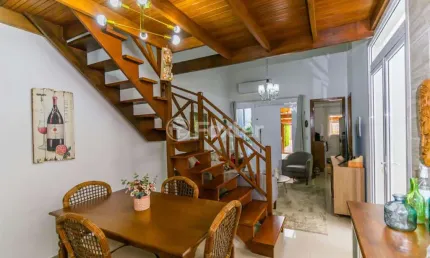 Casa com 2 quartos à venda na rua doutor hermes pacheco, 836, aberta dos morros, porto alegre, 118 m2 por r$ 437.000