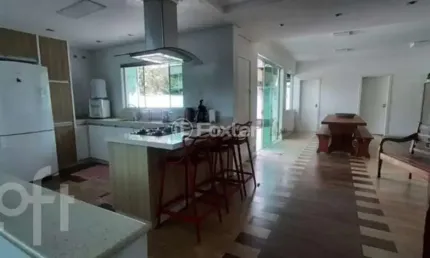 Casa com 4 quartos à venda na Rua Dinar Destri Duarte, 55, Praia Comprida, São José, 300 m2 por R$ 1.600.000