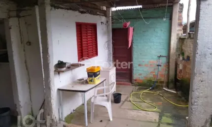 Casa com 2 quartos à venda na rua gregório perez, 294, cavalhada, porto alegre, 122 m2 por r$ 145.000