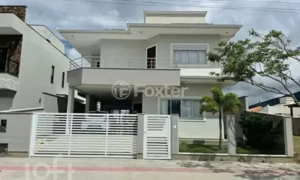 Casa em condomínio fechado com 3 quartos à venda na Rua Monte Cambirela, 455, Praia de Fora, Palhoça, 216 m2 por R$ 1.500.000