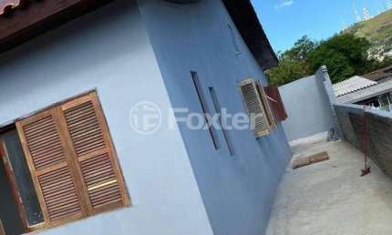 Casa com 4 quartos à venda na Rua Paulino Azurenha, 966, Partenon, Porto Alegre, 150 m2 por R$ 350.000
