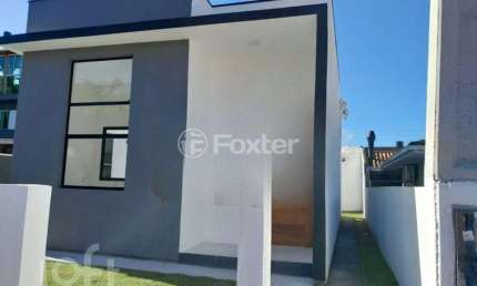 Casa com 3 quartos à venda na Rua das Sibipirunas, 11, Madri, Palhoça, 90 m2 por R$ 690.000