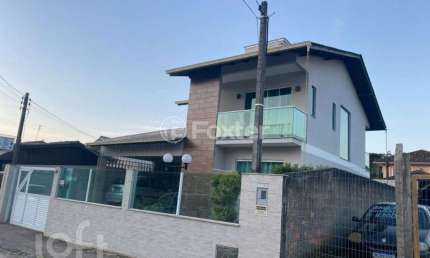 Casa com 3 quartos à venda na Rua Hamilton de Lima, 40, Potecas, São José, 160 m2 por R$ 800.000