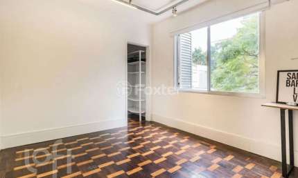 Apartamento com 1 quarto à venda na Avenida Cristóvão Colombo, 2075, Floresta, Porto Alegre, 22 m2 por R$ 165.000