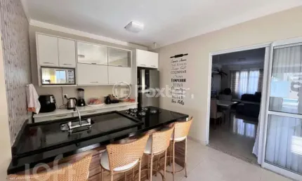 Casa com 4 quartos à venda na Rua da Saracura, 245, Pedra Branca, Palhoça, 140 m2 por R$ 1.600.000