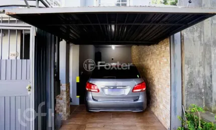 Casa com 3 quartos à venda na rua doutor barbosa gonçalves, 230, chácara das pedras, porto alegre, 186 m2 por r$ 1.350.000