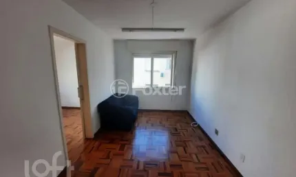 Apartamento com 1 quarto à venda na Rua Coronel João Corrêa, 45, Passo da Areia, Porto Alegre, 42 m2 por R$ 195.000