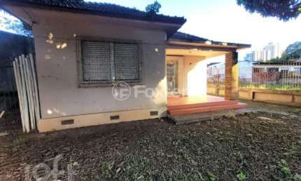 Casa com 3 quartos à venda na Rua Tupi, 515, Rio Branco, Novo Hamburgo, 176 m2 por R$ 680.000