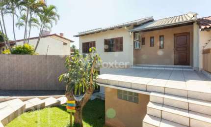 Casa com 3 quartos à venda na Rua Doutor Osvaldo Degrazia, 320, Costa e Silva, Porto Alegre, 172 m2 por R$ 470.000