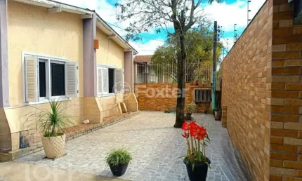 Casa com 3 quartos à venda na Rua Santa Rita de Cássia, 193, Parque Tamandaré, Esteio, 106 m2 por R$ 535.000