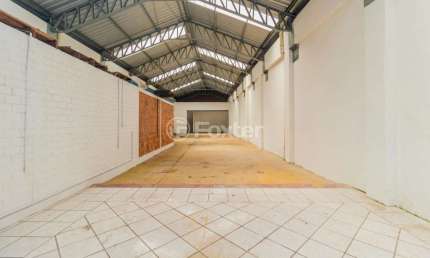 Barracão / Galpão / Depósito à venda na Rua Buarque de Macedo, 534, São Geraldo, Porto Alegre, 242 m2 por R$ 705.000