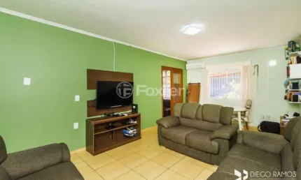 Casa em condomínio fechado com 3 quartos à venda na Rua Doutor Campos Velho, 1245, Cristal, Porto Alegre, 243 m2 por R$ 712.500