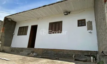 Casa com 2 quartos à venda na Rua Três Mil Setecentos e Setenta e Sete, 90, Lomba do Pinheiro, Porto Alegre, 160 m2 por R$ 190.000
