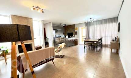 Casa com 2 quartos à venda na Rua Sargento Bruno Feldmann, 75, Guarujá, Porto Alegre, 98 m2 por R$ 650.000