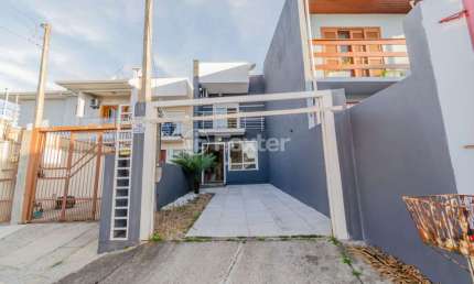 Casa com 2 quartos à venda na Rua Ernesto Antonio Gomes, 101, São José, Canoas, 72 m2 por R$ 435.000