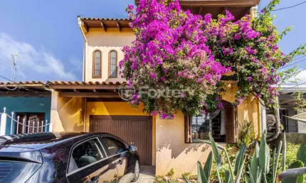 Casa com 3 quartos à venda na Rua Ivo Nicolau Antinolfi, 140, Rubem Berta, Porto Alegre, 53 m2 por R$ 420.000