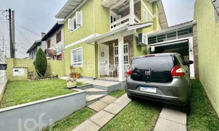 Casa com 3 quartos à venda na Rua Doutor Alfredo Angelo Filho, 417, Igara, Canoas, 142 m2 por R$ 910.000