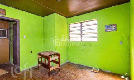 Casa com 3 quartos à venda na Rua Doutor Ney Cabral, 363, Nonoai, Porto Alegre, 125 m2 por R$ 250.000