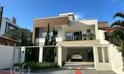 Casa com 3 quartos à venda na Rua Juventino dos Santos Barbosa, 54, Coqueiros, Florianópolis, 311 m2 por R$ 2.499.000