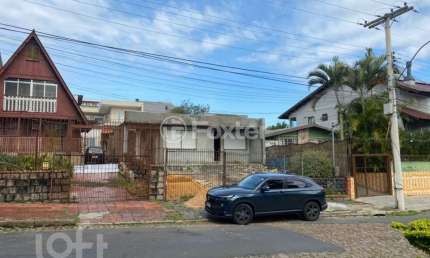 Casa com 3 quartos à venda na Rua Professor José Maria Rodrigues, 199, Vila Ipiranga, Porto Alegre, 168 m2 por R$ 850.000