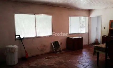 Casa com 2 quartos à venda na Rua Papa Pio XII, 10, Passo das Pedras, Porto Alegre, 70 m2 por R$ 213.000