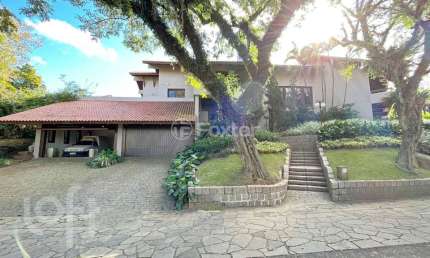 Casa em condomínio fechado com 7 quartos à venda na Avenida da Cavalhada, 5205, Cavalhada, Porto Alegre, 1075 m2 por R$ 5.299.000