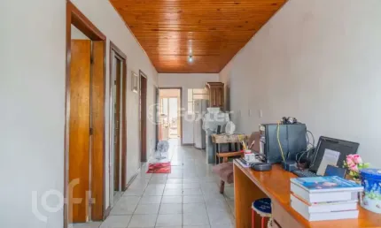 Casa com 2 quartos à venda na rua baldoino bottini, 478, hípica, porto alegre, 70 m2 por r$ 329.000