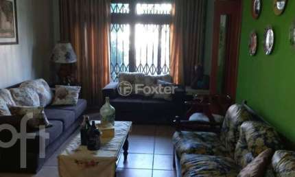 Casa com 4 quartos à venda na Rua Vinte e Cinco de Julho, 110, Santa Maria Goretti, Porto Alegre, 250 m2 por R$ 899.980