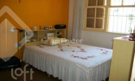 Casa com 3 quartos à venda na Rua Ponche Verde, 39, Medianeira, Porto Alegre, 80 m2 por R$ 450.000