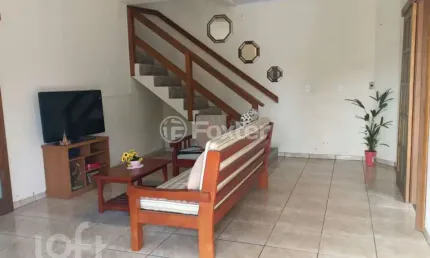 Casa com 3 quartos à venda na Rua Waldemar da Rosa, 494, Lomba da Palmeira, Sapucaia do Sul por R$ 550.000