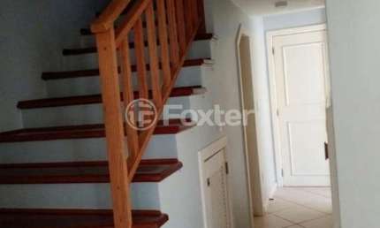 Casa com 3 quartos à venda na Rua Sílvio Silveira Soares, 2331, Camaquã, Porto Alegre, 320 m2 por R$ 800.000