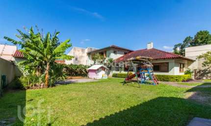 Casa com 3 quartos à venda na Travessa Nova Trento, 354, Tristeza, Porto Alegre, 430 m2 por R$ 1.400.000