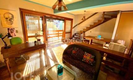 Casa com 3 quartos à venda na Rua Líbano, 96, Higienópolis, Porto Alegre, 263 m2 por R$ 1.500.000