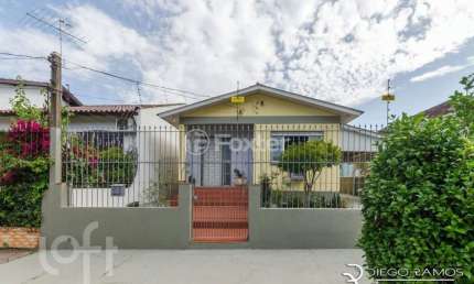 Casa com 3 quartos à venda na Rua Coronel João Pacheco de Freitas, 481, Jardim Itu Sabará, Porto Alegre, 122 m2 por R$ 690.000