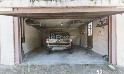Casa com 4 quartos à venda na Rua Tobias Barreto, 369, Partenon, Porto Alegre, 190 m2 por R$ 585.000