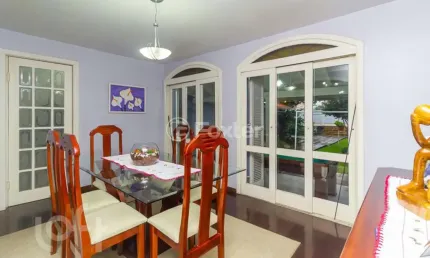 Casa com 4 quartos à venda na Rua Doutor Barcelos, 2628, Tristeza, Porto Alegre, 308 m2 por R$ 1.200.000