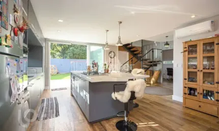 Casa com 3 quartos à venda na rua fernando osório, 1240, teresópolis, porto alegre, 315 m2 por r$ 1.290.000