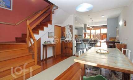 Casa com 3 quartos à venda na Rua Claudio da Silva Pinto, 221, Espírito Santo, Porto Alegre, 182 m2 por R$ 850.000