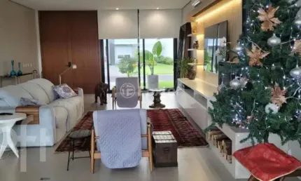 Casa em condomínio fechado com 3 quartos à venda na Avenida Juca Batista, 8000, Belém Novo, Porto Alegre, 350 m2 por R$ 3.300.000