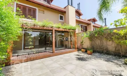 Casa em condomínio fechado com 3 quartos à venda na Rua Ana Maltz Knijnik, 100, Três Figueiras, Porto Alegre, 436 m2 por R$ 3.700.000