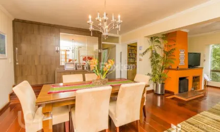 Casa com 4 quartos à venda na Rua Chiriguano, 265, Vila Assunção, Porto Alegre, 393 m2 por R$ 1.490.000