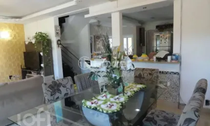 Casa com 3 quartos à venda na Rua Andrômeda, 359, Estância Velha, Canoas, 224 m2 por R$ 1.050.000